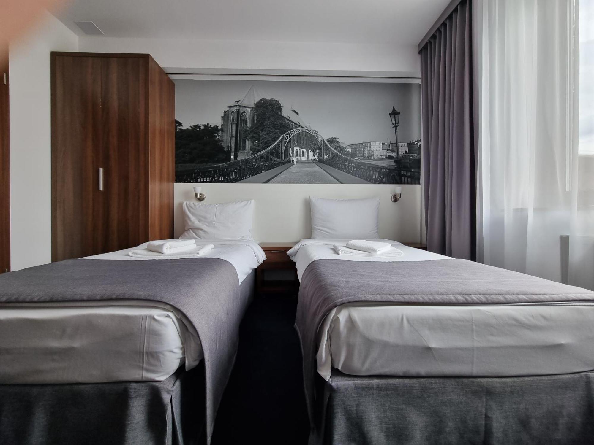 Terminal Hotel Вроцлав Екстер'єр фото