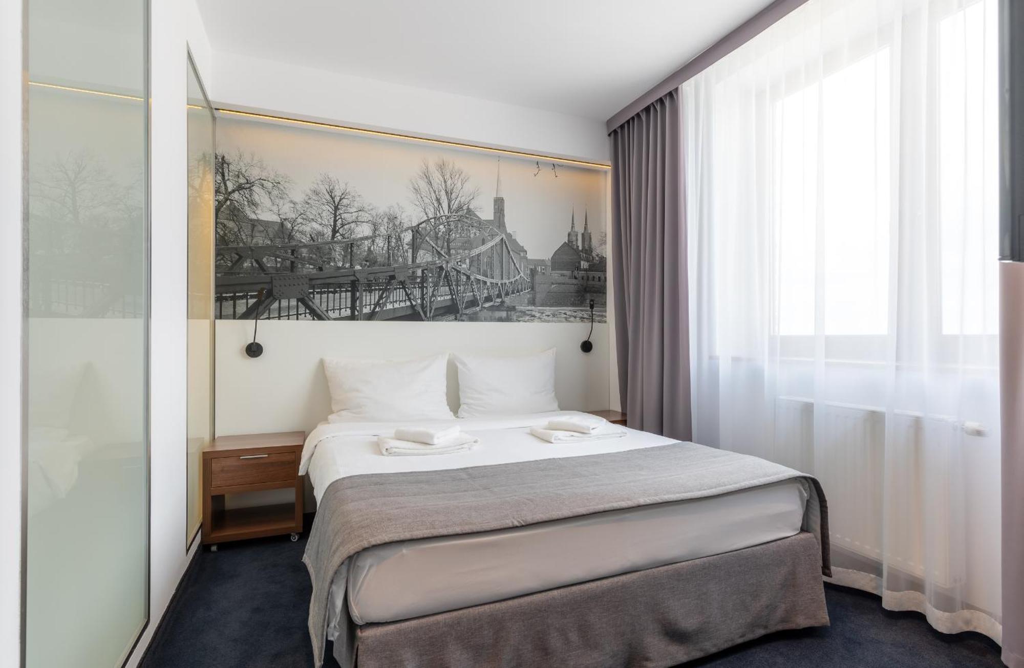 Terminal Hotel Вроцлав Екстер'єр фото